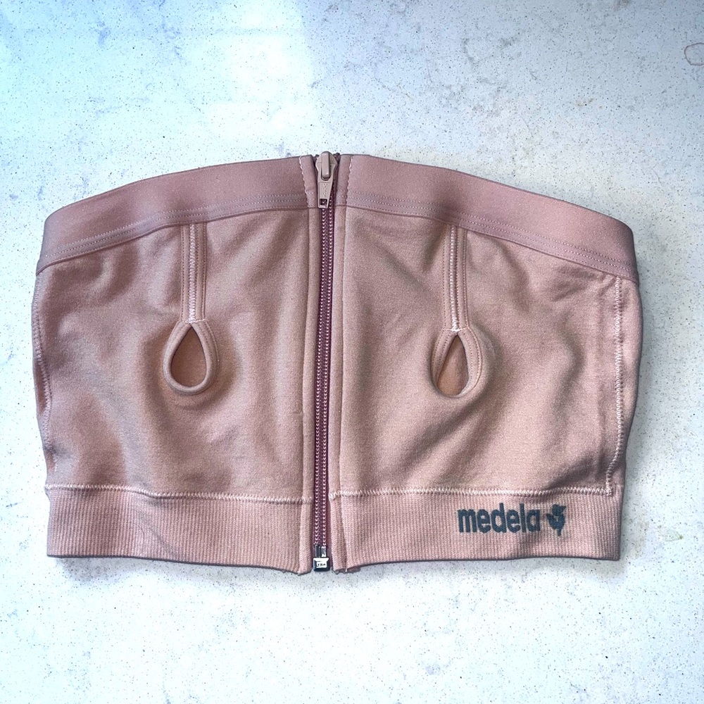 Hands Free Pumping Bra
